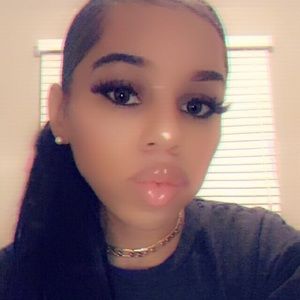 Meet your Posher, Joshilyn